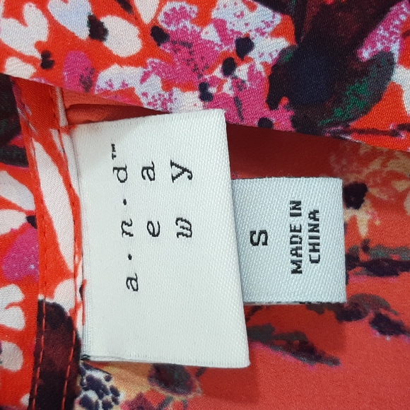 Floral Button Up Bow Tie Shirt - Picture 3 of 4